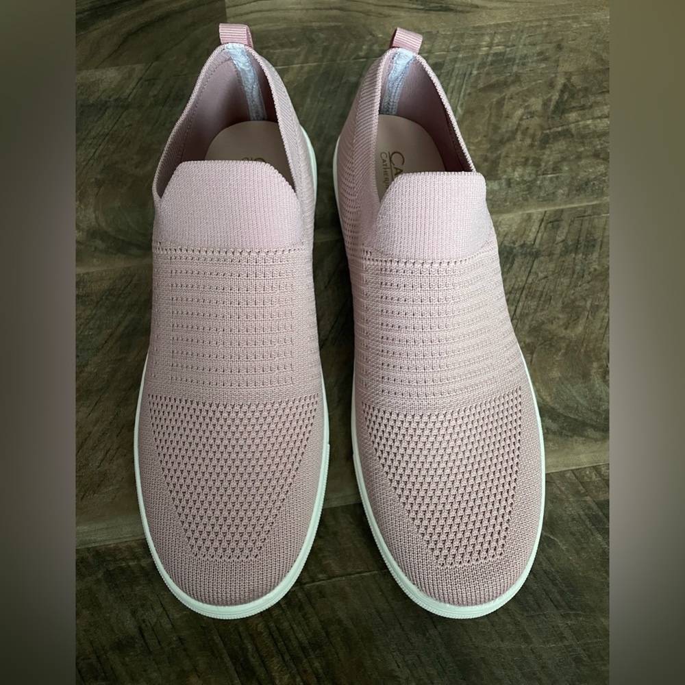 Catherine Malandrino Women’s slip on knit shoes size 9 mauve pink